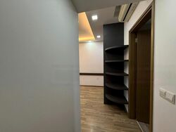 Lakeville (D22), Condominium #449790471